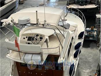 Goldstar 440 Fly