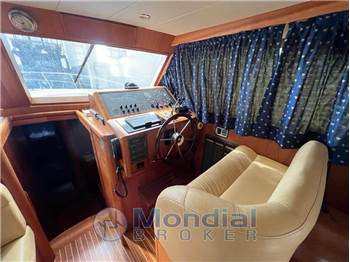 Goldstar 440 Fly