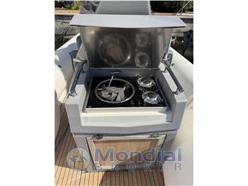 CANTIERI PARTENOPEI SQUIGNIZZO 31