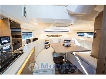 JEANNEAU CAP CAMARAT 10.5 WA