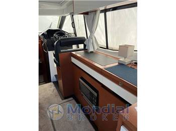 JEANNEAU NC 37