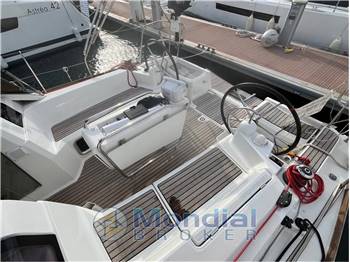 JEANNEAU SUN ODYSSEY 389