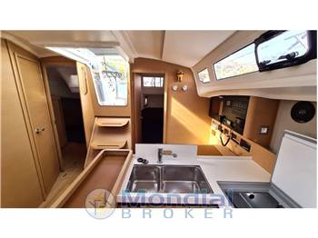 JEANNEAU SUN ODYSSEY 410