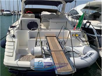 Princess Yachts Riviera 46