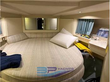Princess Yachts Riviera 46
