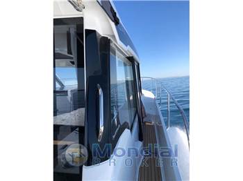 Jeanenau Merry Fisher 1095