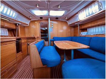 Bavaria 42 Cruiser J&J design