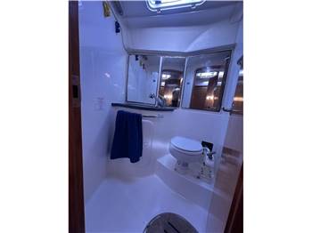 Bavaria 42 Cruiser J&J design