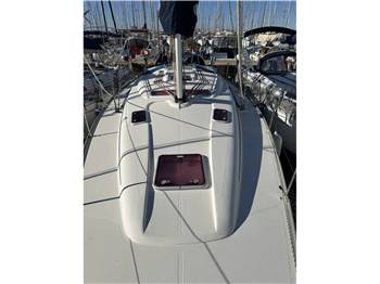 Bavaria 42 Cruiser J&J design