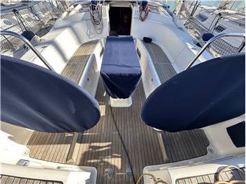 Bavaria 42 Cruiser J&J design