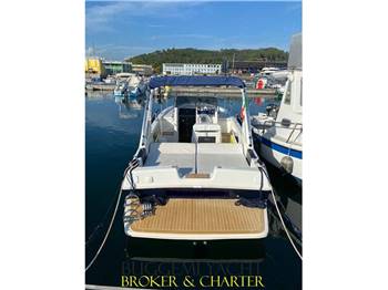 MANO MARINE 23 WA