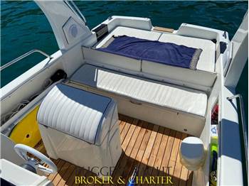 MANO MARINE 23 WA