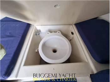MANO MARINE 23 WA