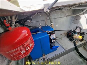 MANO MARINE 23 WA