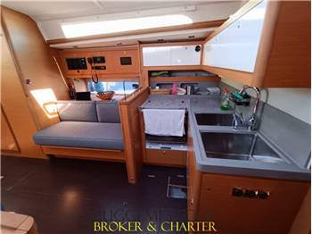 DUFOUR 470