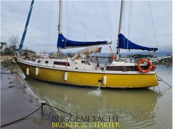 INTERYACHT VAGABOND 33 KETCH