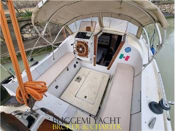 INTERYACHT VAGABOND 33 KETCH