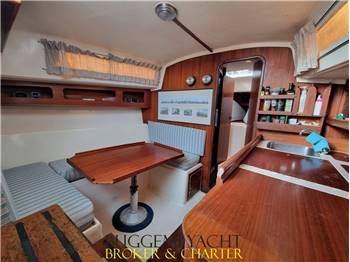 INTERYACHT VAGABOND 33 KETCH