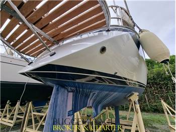 HALLBERG RASSY HR 34 FRERS