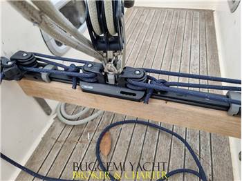 HALLBERG RASSY HR 34 FRERS
