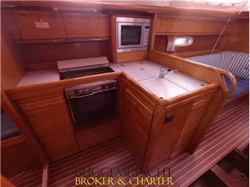 Bavaria 38 cruiser