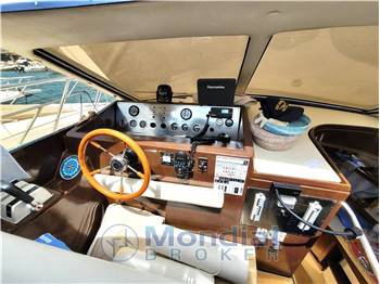 Azimut AZ 32 Hard Top