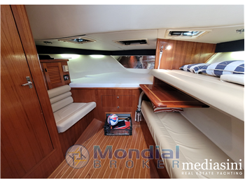 Pursuit OFFSHORE 3000