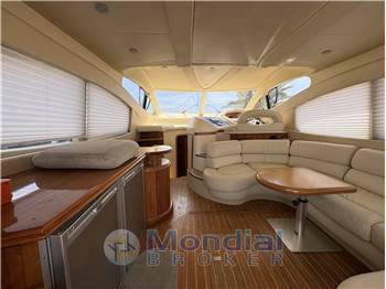 Azimut 46