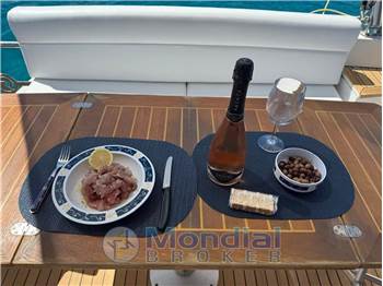 Riviera Marine 3600 SPORT YACHT