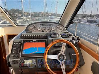 Riviera Marine 3600 SPORT YACHT