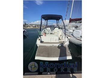 Huracan Yacht Cranchi Zaffiro 28