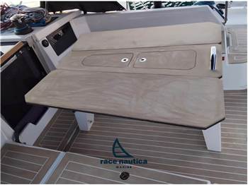 Dufour Yachts 44