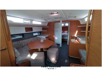 Dufour Yachts 44