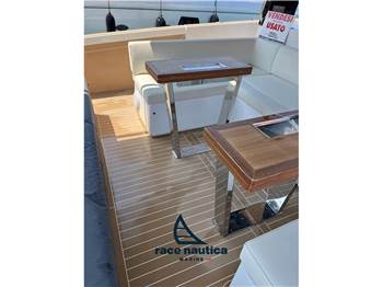 Solaris Power 52 Open