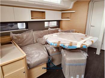Dufour Yachts 44