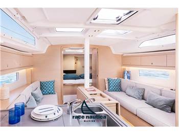 Dufour Yachts 37