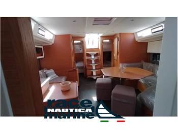Dufour Yachts 44