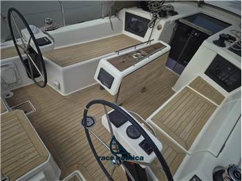 Dufour Yachts 360 Grand Large