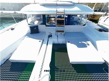Beneteau EXCESS 12