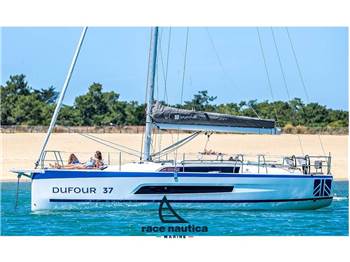 Dufour Yachts 37