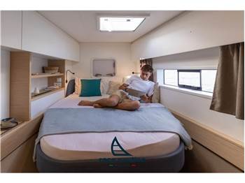 Fountaine Pajot 44