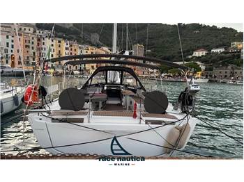 Dufour Yachts 48