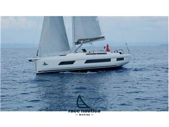 Dufour Yachts 44