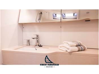 Dufour Yachts 44