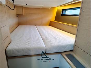 Dufour Yachts 44