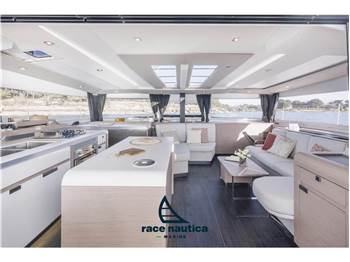 Fountaine Pajot Aura 51