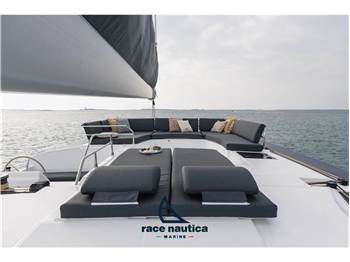 Fountaine Pajot Aura 51