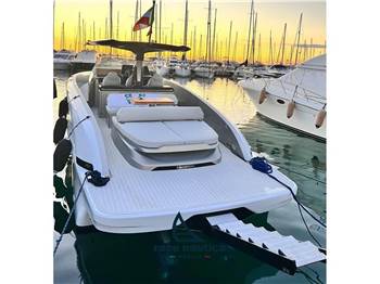 Solaris Power 40 open