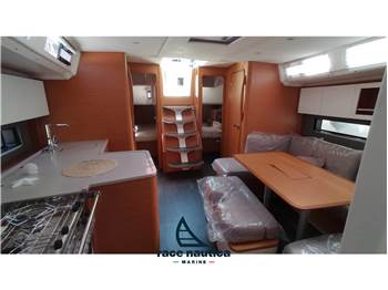 Dufour Yachts 41