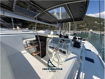 Fountaine Pajot Astrea 42